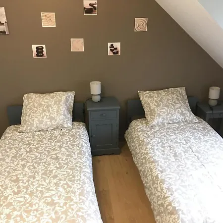 Chez Christophe Et Cecile Sur Le Circuit Des 24 Du Mans Oda ve Kahvaltı Arnage