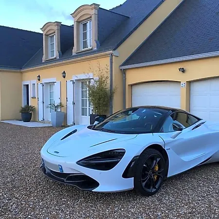 Chez Christophe Et Cecile Sur Le Circuit Des 24 Du Mans ארנג'