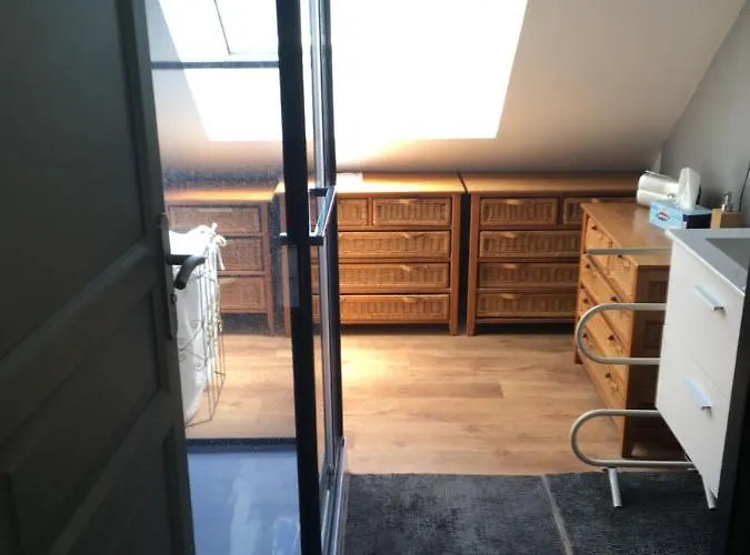 Chez Christophe Et Cecile Sur Le Circuit Des 24 Du Mans 住宿加早餐酒店 *